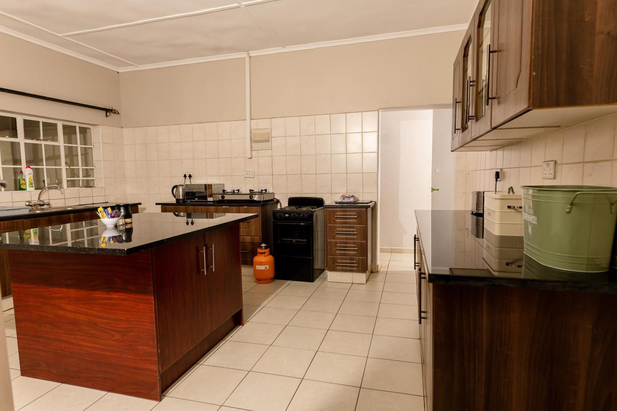 Villa Hungwe House à Victoria Falls Extérieur photo